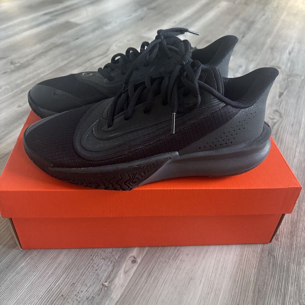 Nike Precision 7 Anthracite Unisex Athletic Running Sneakers Men’s 7 Womens 8.5